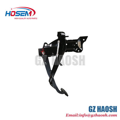 ISUZU 600P 100P OEM pièces détachées de remplacement de pédale d'embrayage avec 3 mois de garantie