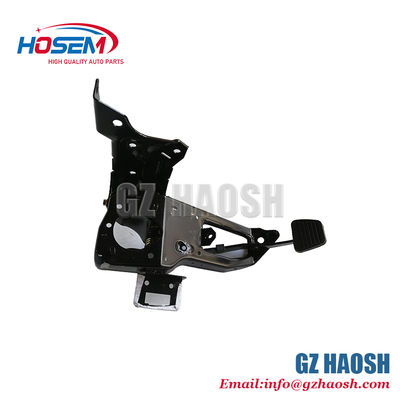 ISUZU 600P 100P OEM pièces détachées de remplacement de pédale d'embrayage avec 3 mois de garantie