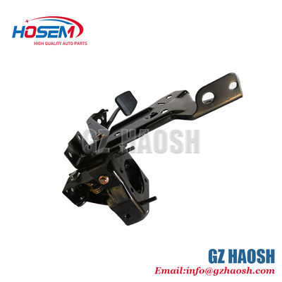 ISUZU 600P 100P OEM pièces détachées de remplacement de pédale d'embrayage avec 3 mois de garantie