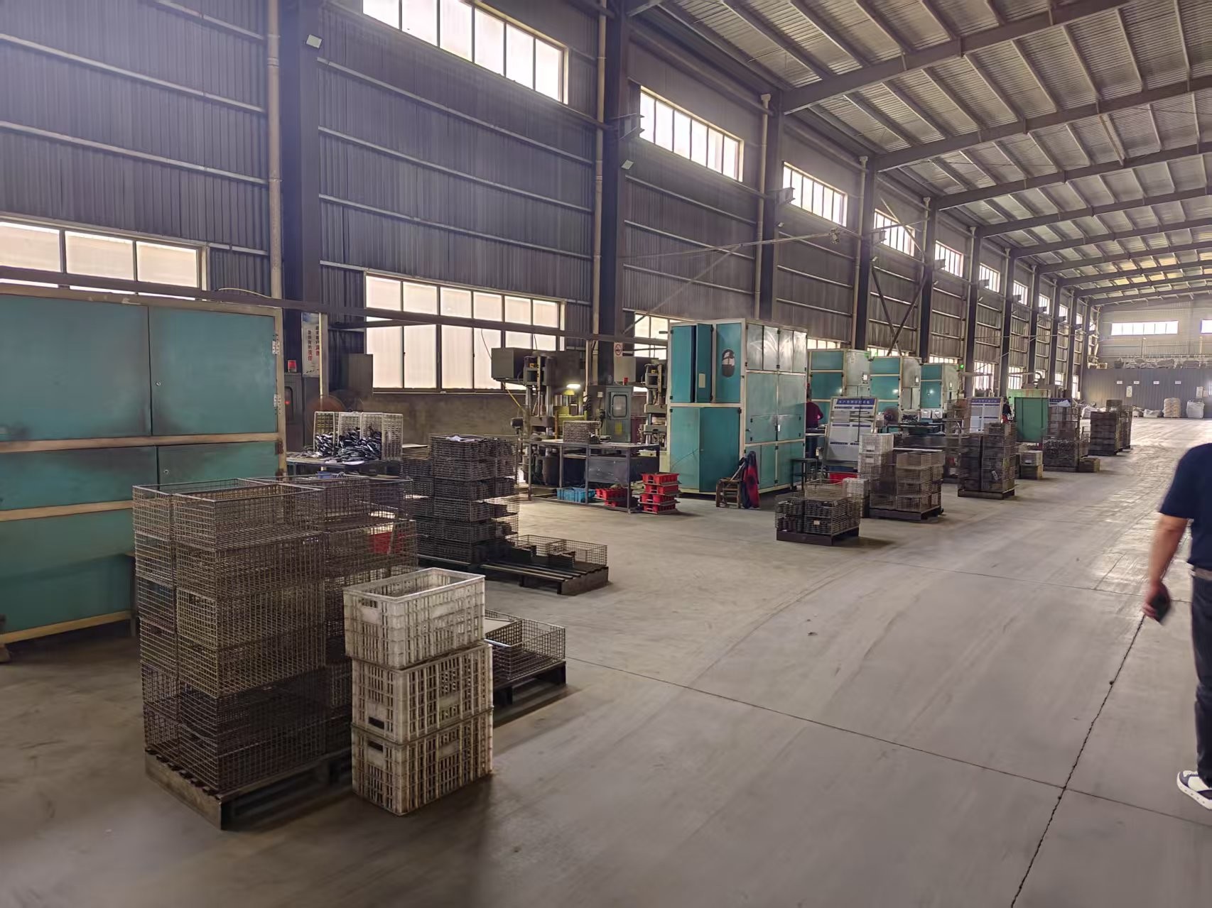 Guangzhou Haosheng Supply Chain Co., Ltd factory production line