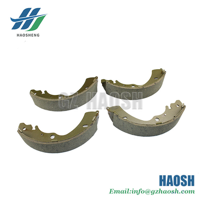 أحذية الفرامل الخلفية لـ ايسوزو Dmax 4X2 K4470 897302635 8-9730263-5