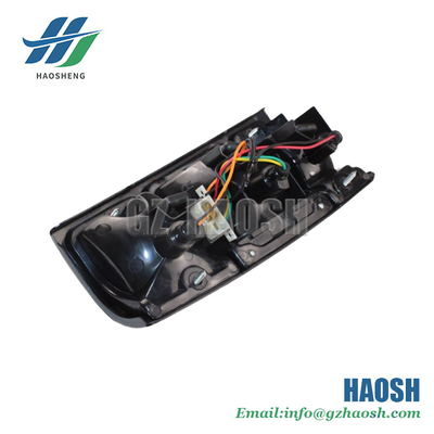 8-97068740-1 8-97068740-0 8970687401 8970687400 Lámpara de cola RH para Isuzu TFR54
