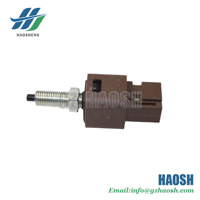 ইসুজু 700P 4HK1 8-98000028-1 8-98000028-0 8980000281 8980000280 সুইচ ব্রেক ল্যাম্পের জন্য