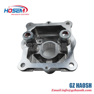 Auto Parts Gear Box Cover Assembly CA100048690 For Isuzu RM 4D25 Model