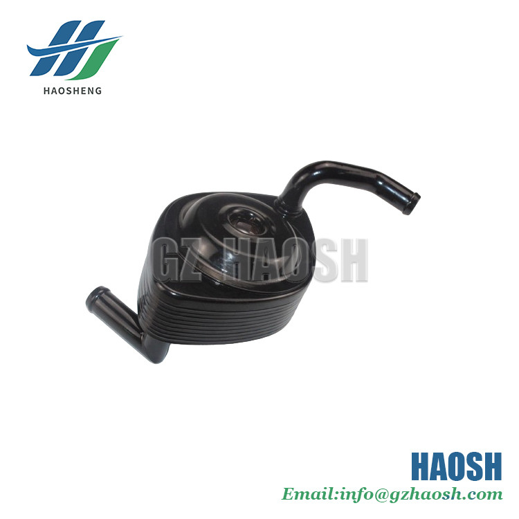Parties moteur Isuzu refroidisseur d'huile 8971690430 8-97169043-0 Pour Isuzu TFR55 4JB1T