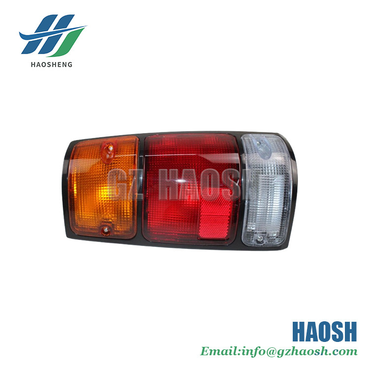 8-97068740-1 8-97068740-0 8970687401 8970687400 Lámpara de cola RH para Isuzu TFR54