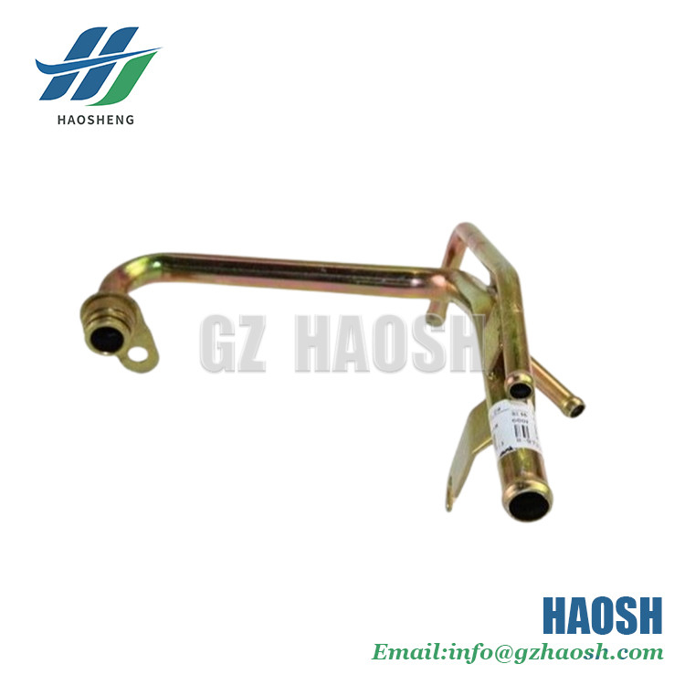 Le tuyau de sortie d'eau est adapté à Isuzu 600P 4HK1 8-97239979-1 8-97239979-0 8972399791 8972399790