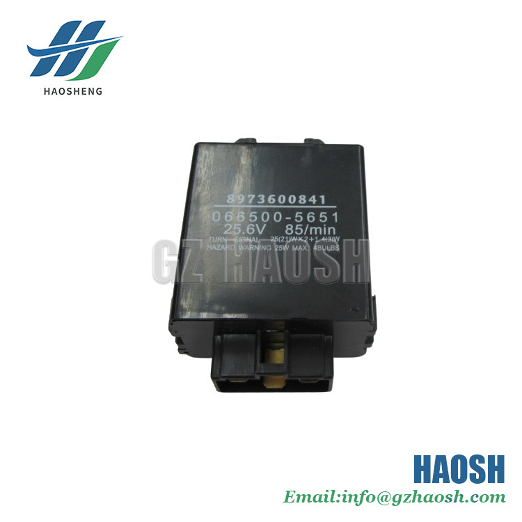 Las piezas de automóvil FLASHER RELAY 24V 8-97360084-0 8973600840 para Isuzu NPR66 NQR NKR 4HF1